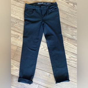 Eddie Bauer size 10 slightly curvy, slim, straight jeans